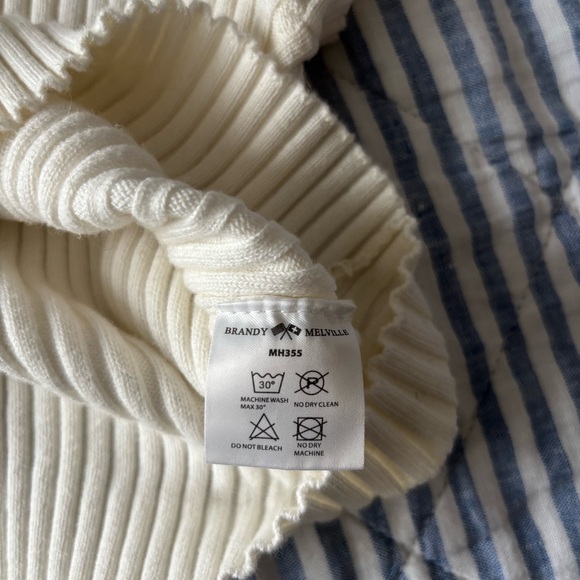 Cream Ribbed Cropped Polo - Picture 5 of 6